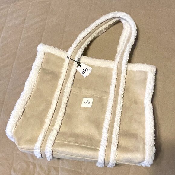 WINTERFUN TOTE BAG Oat/Ivory *NEW* w/tags RARE - Picture 7 of 9